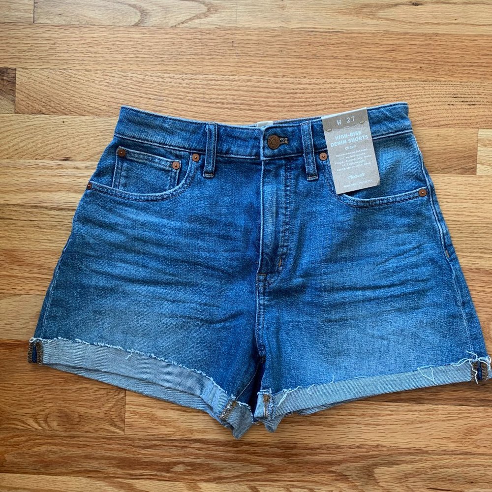 Madewell | CURVY HIGH-RISE DENIM SHORTS | LAVISTA WASH